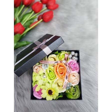 Flower box pachnący mydlany bukiet ZIELONY Kod: 6GD-4