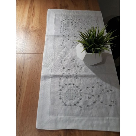 Bieżnik haftowany Rozmiar 60x120cm Kod: 15B-YM80842b