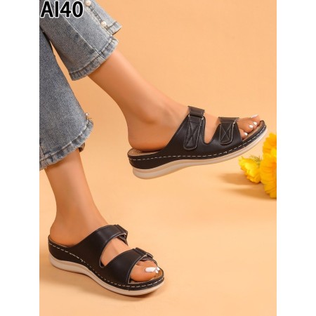Klapki Rozmiar: 36-41 Kod AI40  KOLOR BLACK