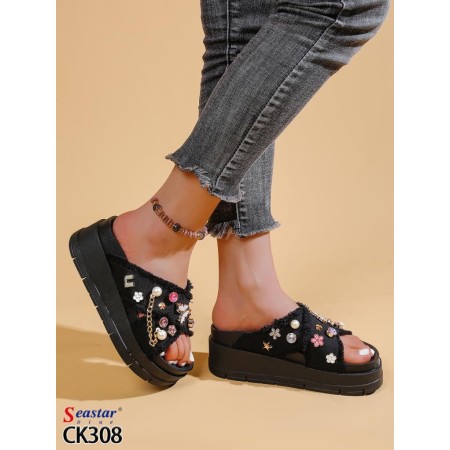 Klapki Rozmiar: 36-41 Kod CK308 KOLOR BLACK