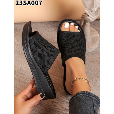 Klapki  Rozmiar: 36-41 Kod SA23007 KOLOR BLACK