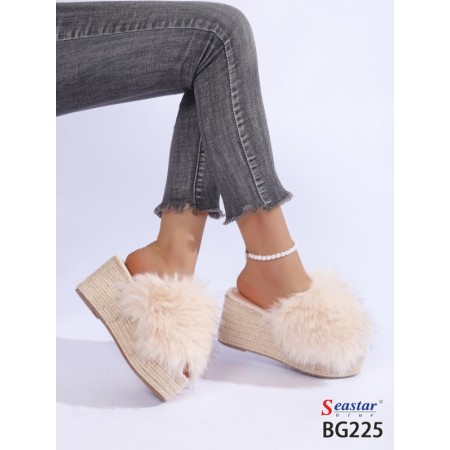 Klapki  Rozmiar: 36-41 Kod BG225 KOLOR BEIGE