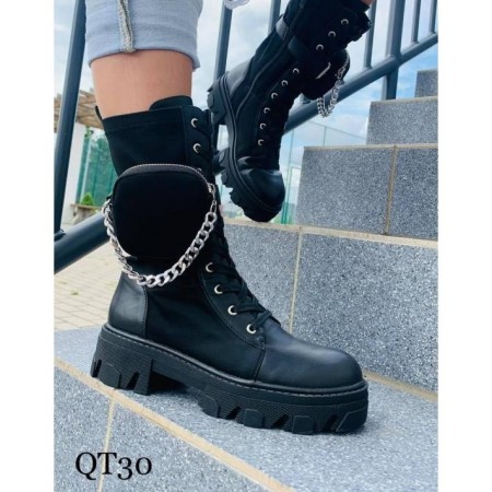 QT30 BLACK OCIEPLANE Rozmiary 36-41